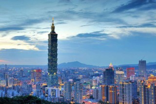 赖清德“卖台跪美”，特朗普却提及“统一”