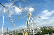 上海锦江乐园摩天轮正在拆除中，预计5月底6月初拆完