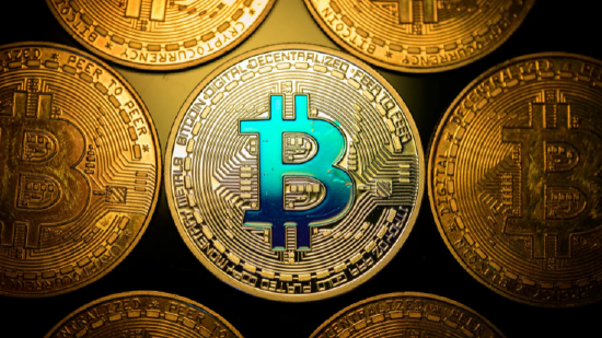 外盘头条:贝莱德加码押注AI股 比特币创新高 OpenAI收购AI初创企业io 特朗普政府接收卡塔尔赠送的飞机 第5张 外盘头条:贝莱德加码押注AI股 比特币创新高 OpenAI收购AI初创企业io 特朗普政府接收卡塔尔赠送的飞机 第5张