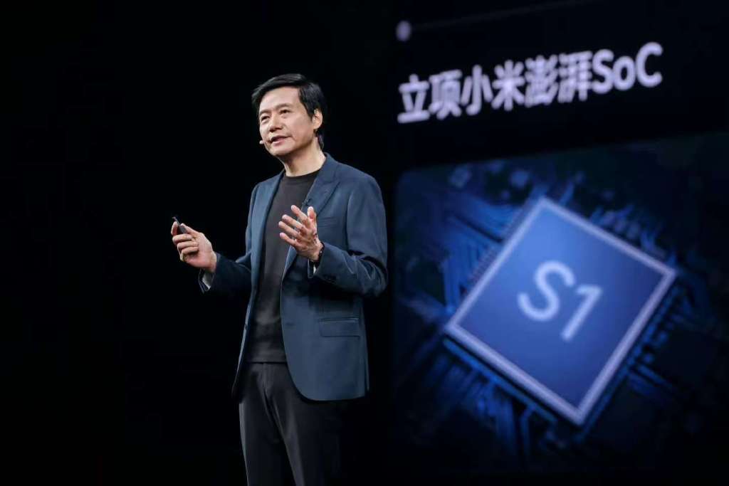 小米YU7亮相，雷军：19.9万元不可能的，自研芯片被嘲笑怀疑也决不放弃  第2张